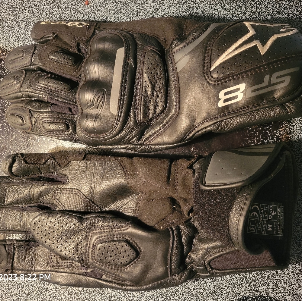 Alpinestars SP8 V2 full gauntlet gloves